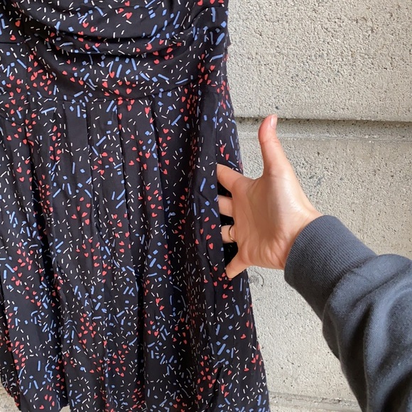 Pockets! BCBGeneration ❤️ Hearts Mini Dress - Picture 3 of 14